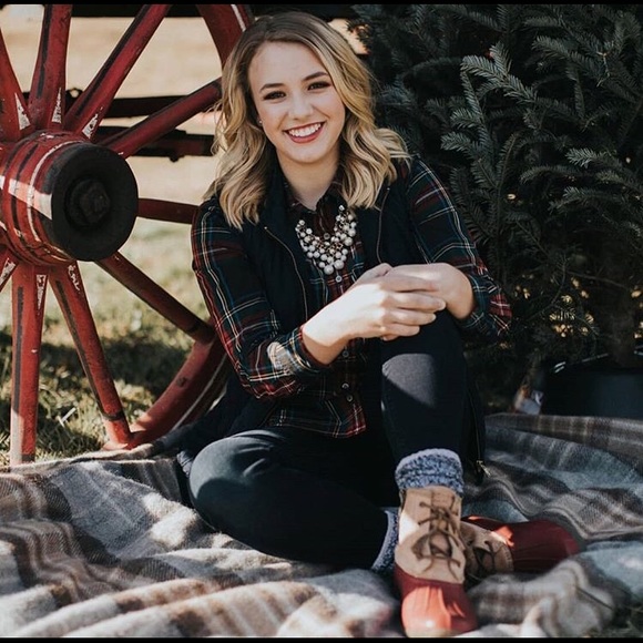 Meet your Posher, Terrah - Picture 1 of 1